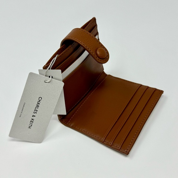 NWT Charles & Keith Bifold Wallet – Chocolate Brown | - Picture 6 of 6